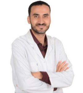 دكتور محمود عبد الله استشاري المسالك البولية